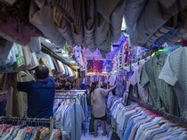 Jelang Lebaran, Impor Baju Rajutan Melonjak 13,33%