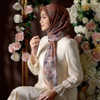 Rekomendasi hijab untuk Lebaran 2021 dari Rahina Indonesia.