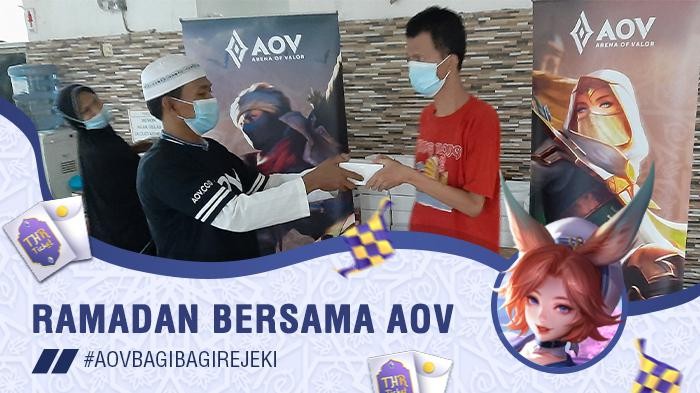 AOV Bagi-Bagi Rejeki dengan Memberikan Takjil On The Road