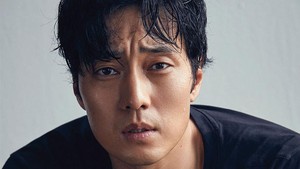 So Ji Sub dulu bernaung di agensi besar sebelum bikin manajemen sendiri 51K. Tadinya agensi ini cuma punya satu artis, aka dirinya sendiri, sekarang menaungi artis lain juga. (Foto: dok High Cut/Internet)