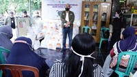 Kegiatan bertajuk “Mega Syariah Berbagi: Berbagi Kebahagiaan Ramadhan Untuk Negeri” ini merupakan salah satu upaya Bank Mega Syariah dalam membantu meringankan beban masyarakat akibat pandemi COVID-19 di Indonesia yang hingga kini belum berakhir.