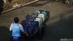 Berkah Ramadhan, Penjual Air Bersih Keliling Raup Untung