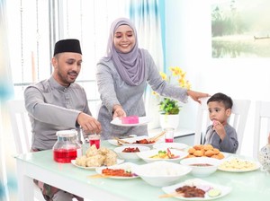 7 Tradisi Unik Perayaan Liburan Idul Fitri di Berbagai Negara