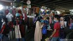 H-2 Lebaran, PKL di Pasar Tanah Abang Masih Ramai