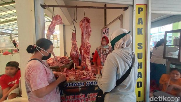 Harga Daging Ayam hingga Kerbau Naik Jelang Lebaran