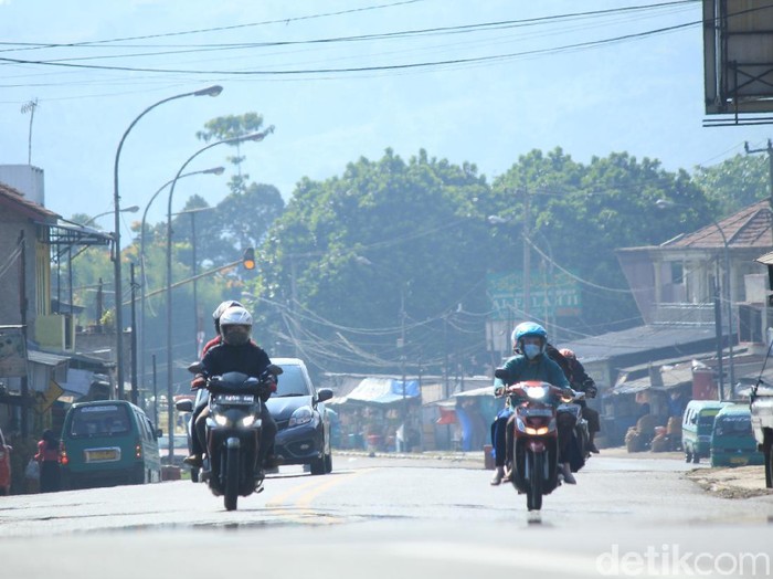 Jalur Nagreg sepi pemudik jelang Lebaran 2021