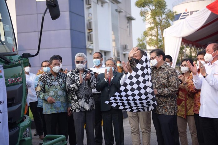 Ketua Komisi I DPR Apresiasi Airlangga soal Bantuan Oksigen ke India