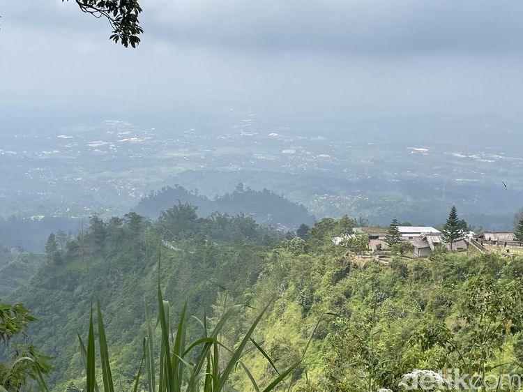Rupa Mawar Camp - Gunung Ungaran Semarang yang Makin Ciamik Fasilitasnya