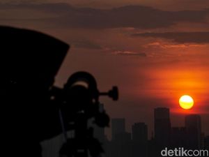 Memburu Hilal Penentu Lebaran dari Gedung Ibu Kota