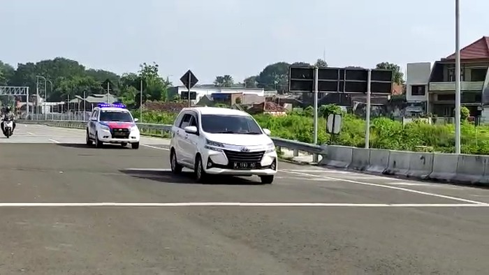 mobil terobos penyekatan