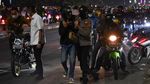 Foto: Ribuan Pemudik Kembali Terjebak Macet di Pos Penyekatan Bekasi