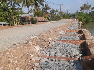 Pengecoran Jl Tanjung Burung Tangerang Tunggu Tanggul Permanen BBWSCC