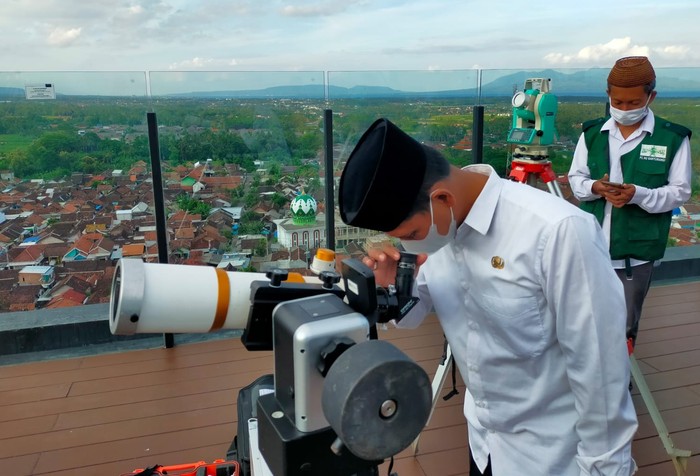 Pengamatan Hilal 1 Syawal di Banyuwangi Digelar Diatas Puncak Hotel