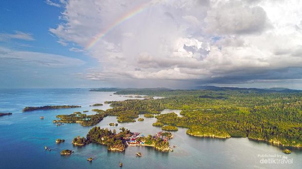 Pelangi di Kepulauan Togean
