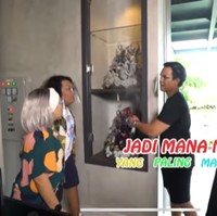 Action figure Batman ini juga tak kalah sultan. Cuma dibuat 80 buah, harganya Rp 150 juta. (Foto: YouTube/Trans 7 Official)