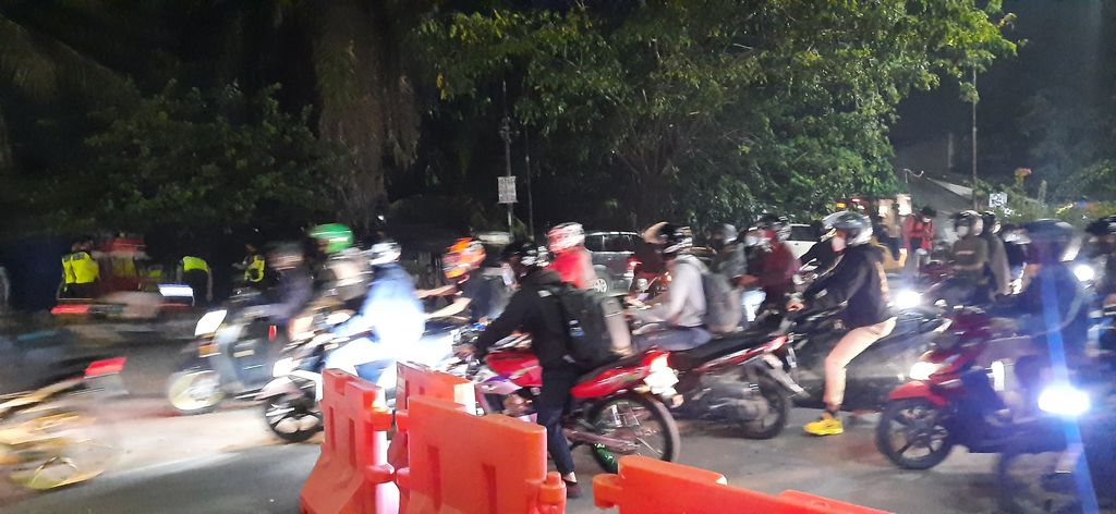 Suasana di Pos Penyekatan Kedungwaringin, Selasa (11/5/2021)- Yogi Ernes/detikcom