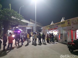 Ragam Alasan Pemudik Agar Bisa Lolos Penyekatan di Pelabuhan Merak
