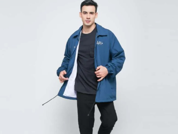 Tips Baju Lebaran Pria dari Ardhito Pramono