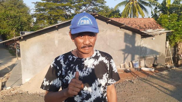 Warga sekitar Jl Tanjung Burung, Teluknaga, Tangerang, Joni Odon