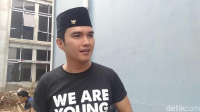 Aldi Taher punya Bisnis Kuliner Mie Ayam dan Warung Kopi
