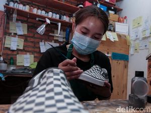 Jasa Cuci-Restorasi Sepatu Bikin Tampil Kece Saat Lebaran