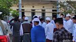 Jemaah Ponpes Mahfilud Duror Jember Salat Id Hari Ini