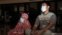 Kegiatan takbir keliling ditiadakan untuk mengantisipasi keramaian. Kegiatan takbiran dapat disiarkan secara virtual dari masjid dan musala sesuai ketersediaan perangkat telekomunikasi di masjid dan musala.