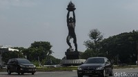 Dengan adanya larangan mudik, dilaporkan pengguna kendaraan yang mengakses jalan tol menurun signifikan.