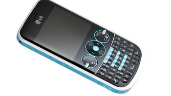 LG GW300 tahun 2009 diluncurkan untuk menjadi alternatif BlackBerry yang dijual murah sehingga lumayan populer. Foto: Unwired View