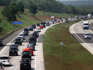 PNS Boleh Mudik Tahun Ini, Tapi Jangan Pakai Mobil Dinas Ya