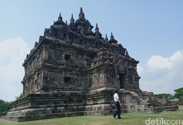 Objek wisata Candi Plaosan di Kecamatan Prambanan, Klaten sepi pengunjung karena mudik ditiadakan tahun ini.