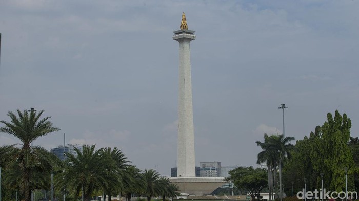 Kawasan Monas, Jakarta, akan ditutup selama libur Lebaran. Hal itu dilakukan sejak PPKM Mikro pada Maret 2021 lalu.