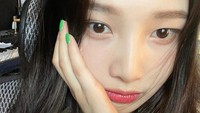 Penyanyi 24 tahun ini dikabarkan Star News bakal memulai debut solo pada akhir Mei. Ia menjadi member kedua Red Velvet yang solo setelah Wendy mengeluarkan debut solo ‘Like Water’ belum lama ini. Foto: Instagram _imyour_joy