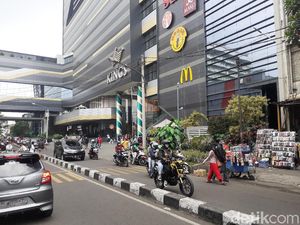 H-1 Lebaran, Pusat Perbelanjaan di Bandung Lebih Lengang