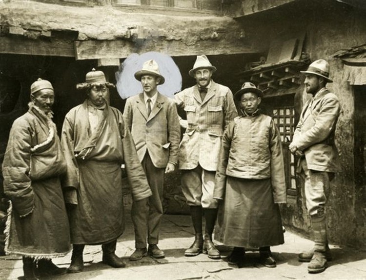 5 Kematian Misterius 5 Kematian Misterius