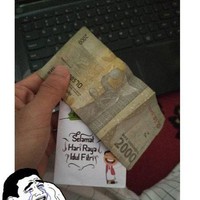 Dapet angpao Lebaran tapi cuma Rp 2 ribu. Yaudah nggak apa-apa, disyukuri aja daripada nggak dapet sama sekali. Foto: 1cak.com