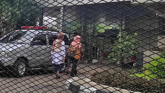 Keluarga tahanan KPK mulai berdatangan ke rutan di Hari Lebaran