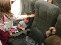 Potret Viral Kesialan Tak Terduga, Miris Tapi Kocak