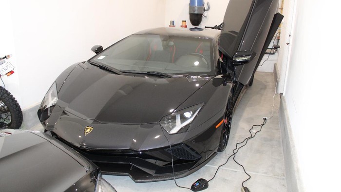 Lamborghini sitaan