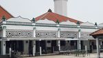 Mereka Berlebaran di Masjid Luar Batang