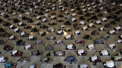 Masjid Al-Akbar Surabaya Terapkan Prokes Ketat Saat Gelar Salat Id
