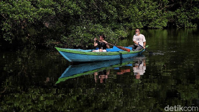 Libur Lebaran kerap dimanfaatkan masyarakat untuk berwisata bersama keluarga. Di PIK, kawasan ekowisata berbasis hutan mangrove ini cocok untuk libur Lebaran.