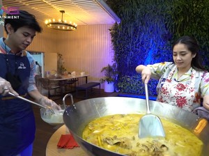 Nagita Slavina Masak Opor Ayam dengan 10 Ekor Ayam Kampung