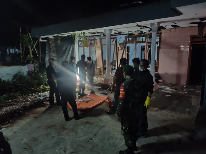 Petasan di kediri meledak tewaskan satu penghuni rumah