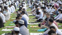 Kuota normal antara 7 ribu orang. Untuk sekarang diperkirakan antara 3 ribu sampai dengan 5 ribu orang, ujar Kepala Urusan Rumah Tangga Masjid Agung Al-Azhar, Yahya, saat dihubungi, Selasa (11/5).