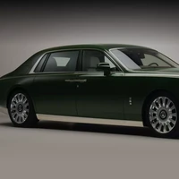 Inilah penampakan Rolls-Royce Phantom Oribe, sebuah mobil buah kolaborasi Rolls Royce dengan Hermes. Mobil edisi bespoke (diciptakan berdasarkan permintaan klien) ini merupakan pesanan Yusaku Maezawa, seorang pengusaha, kolektor seni, dan penggemar supercar asal Jepang.  (Foto: Dok. Rolls Royce)