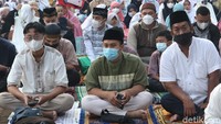 Penerapan protokol kesehatan jadi hal yang penting untuk diterapkan selama pelaksanaan salat Id sebagai upaya pencegahan penyebaran virus Corona.