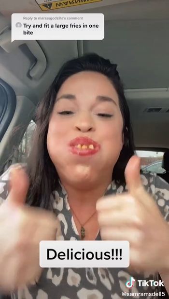 viral wanita bisa masukkan 1 bungkus kentang mcd ke dalam mulut