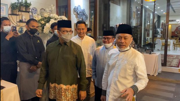 Anies Baswedan Berkunjung ke Kediaman Zulhas