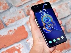 Unboxing Asus Zenfone 8, Bodi Compact Ditenagai Snapdragon 888
